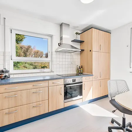 Apartment Sunshine - 4 Personen 20min Airport Messe