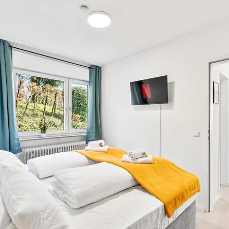 Sunshine - 4 Personen 20min Airport Messe Apartment