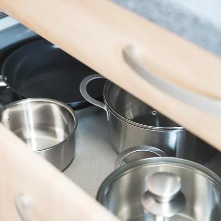 Sunshine - 4 Personen 20min Airport Messe *