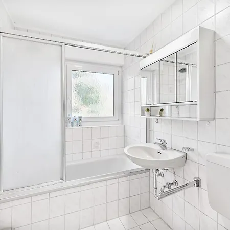 Apartment Sunshine - 4 Personen 20min Airport Messe