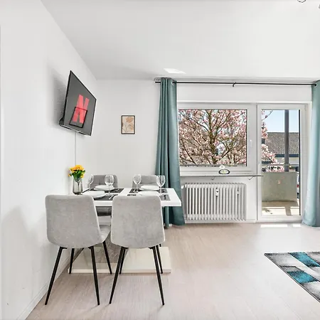 Sunshine - 4 Personen 20min Airport Messe Goeppingen