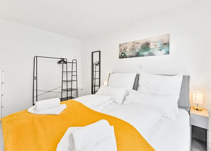 Sunshine - 4 Personen 20min Airport Messe * 格平根